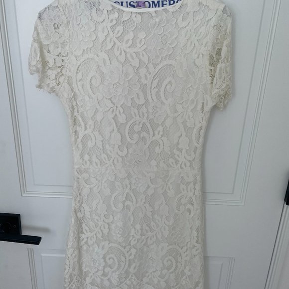 Bachelorette white dress worn 1 time size small - Picture 4 of 4